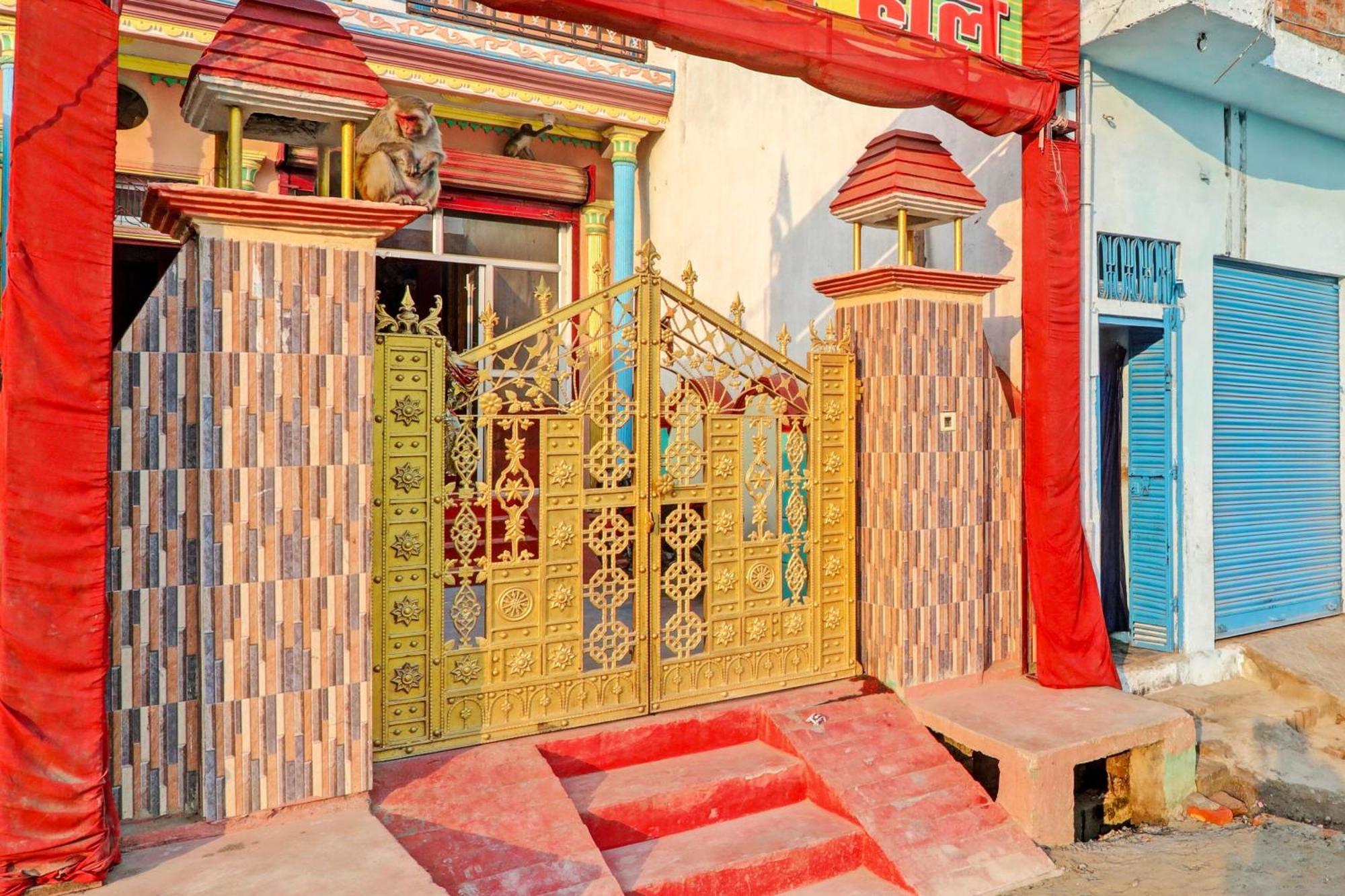 Hotel O Home Om Marriage Hall Ayodhya Exterior foto