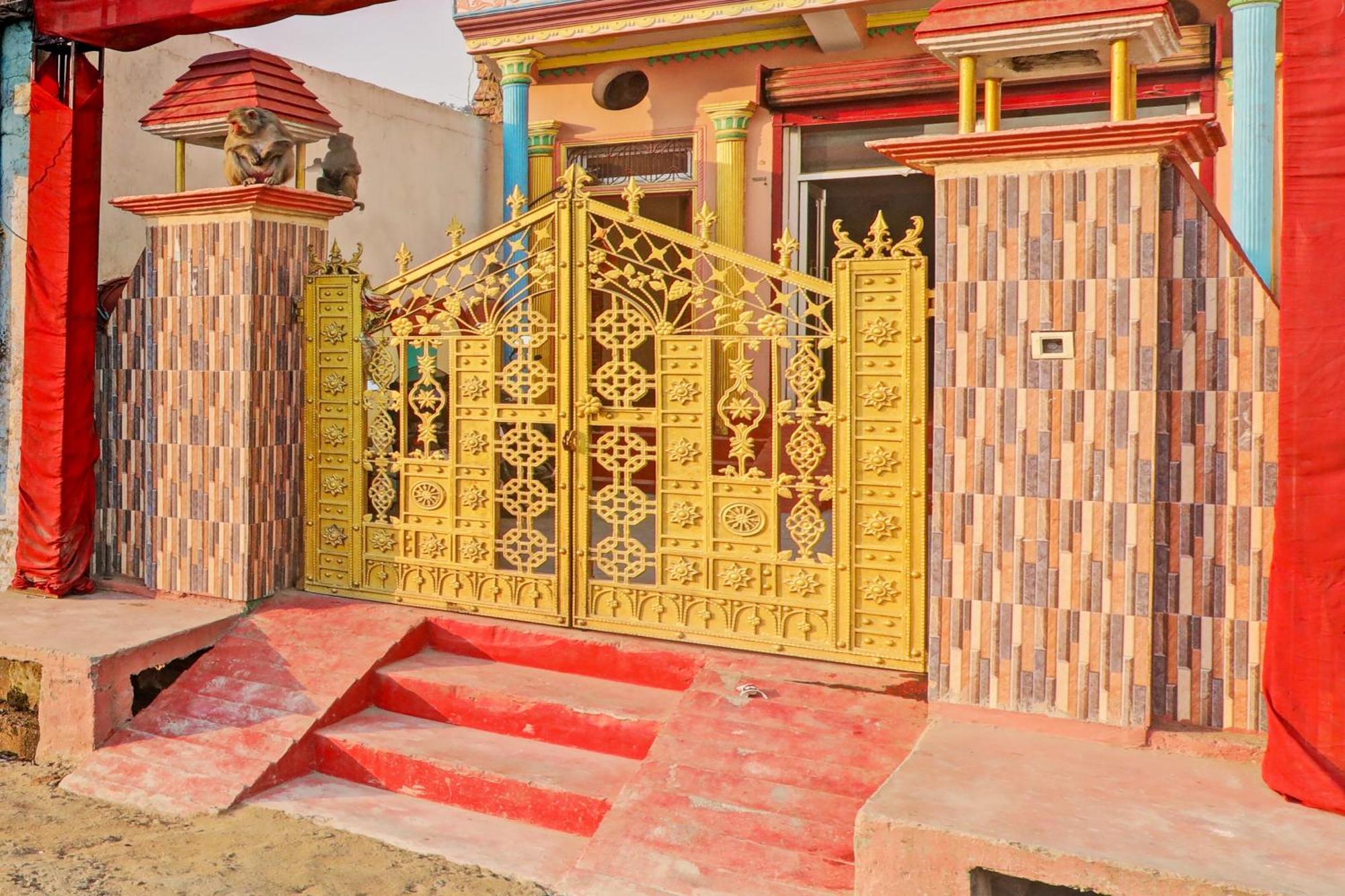 Hotel O Home Om Marriage Hall Ayodhya Exterior foto